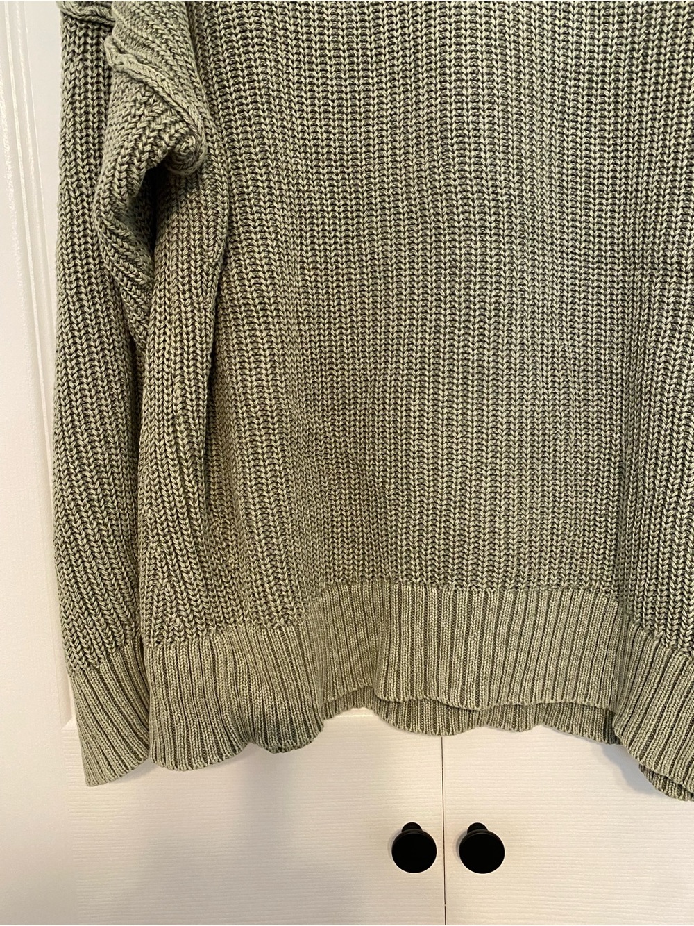 American Eagle Green Sweater - Picture 2 of 6